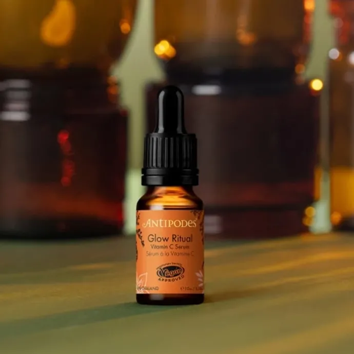 AntipodesGlow Ritual                Mini Sérum à la Vitamine C et à l'Acide Hyaluronique Végétal