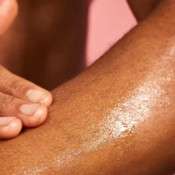 BaijaMoana                Huile Corps