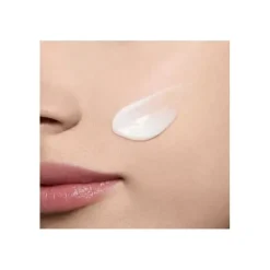 CLARINSBright Plus                Gel-Crème Hydratant Anti-Tâches