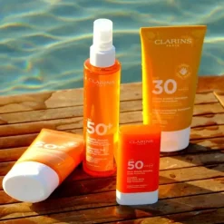 CLARINSCrème Solaire Corps UVA/UVB SPF50+                Hydratation Confort