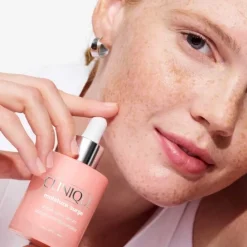 CLINIQUEMoisture Surge™                Sérum Actif Illuminateur Visage