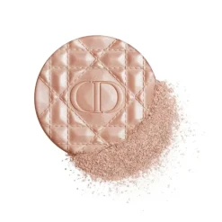 Dior Forever Glow Luminizer                Highlighter Infusé d'Acide hyaluronique