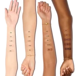 Dior Forever Hydra Nude                Fond de teint Perfection Naturelle 24 h et Hydratation 48 h