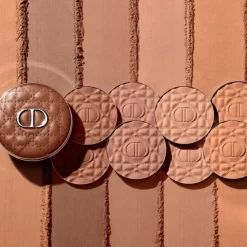 Dior Forever Nude Bronze                Poudre Bronzante Fini Éclat Naturel ou Mat