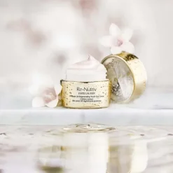 ESTEE LAUDERRe-Nutriv Ultimate Lift                Crème Contour des Yeux Riche Jeunesse