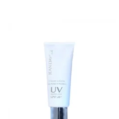 Jean d'AvèzeJean d'Aveze                Crème solaire fluide SPF 50+ Peau Sensible