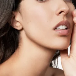 Le Rouge FrançaisLampyris Divine                Huile à Lèvres