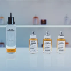 Maison MargielaREPLICA By The Fireplace                Eau de Toilette - Flacon Recharge