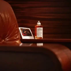 Maison MargielaREPLICA Jazz Club                Bougie Parfumée Envoûtante