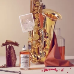 Maison MargielaREPLICA Jazz Club                Eau de Toilette - Vaporisateur de Sac