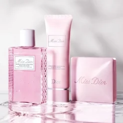 Miss Dior                 Gelée de Rose Purifiante pour les Mains