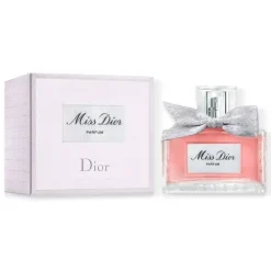 Miss Dior                Parfum Notes Fleuries Fruitées et Boisées Intenses