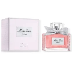 Miss Dior                Parfum Notes Fleuries Fruitées et Boisées Intenses