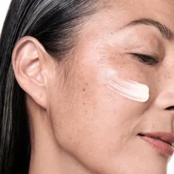 SHISEIDOVital Perfection                Crème Lift Fermeté Jour et Nuit