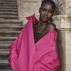 Valentino Born in Roma                Brume Parfumée Cheveux et Corps