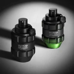 VIKTOR&ROLFSpicebomb Dark Leather                Eau de Parfum Enigmatique et Sensuelle pour Homme