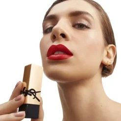YVES SAINT LAURENTRouge Pur Couture                Rouge à lèvres fini satin - Couleur intense et confort